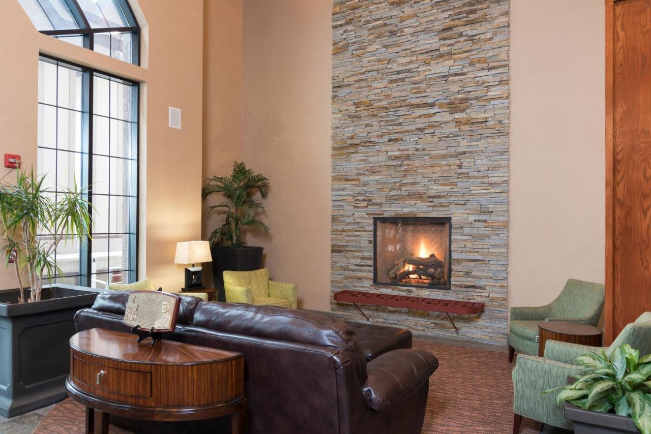 Holiday Inn Midland By Ihg Exteriér fotografie