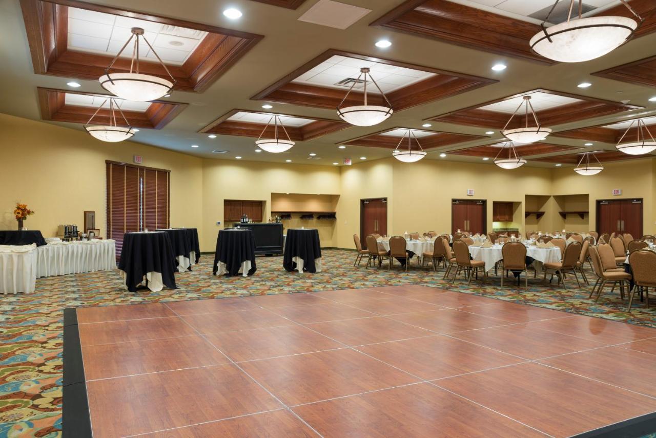 Holiday Inn Midland By Ihg Exteriér fotografie