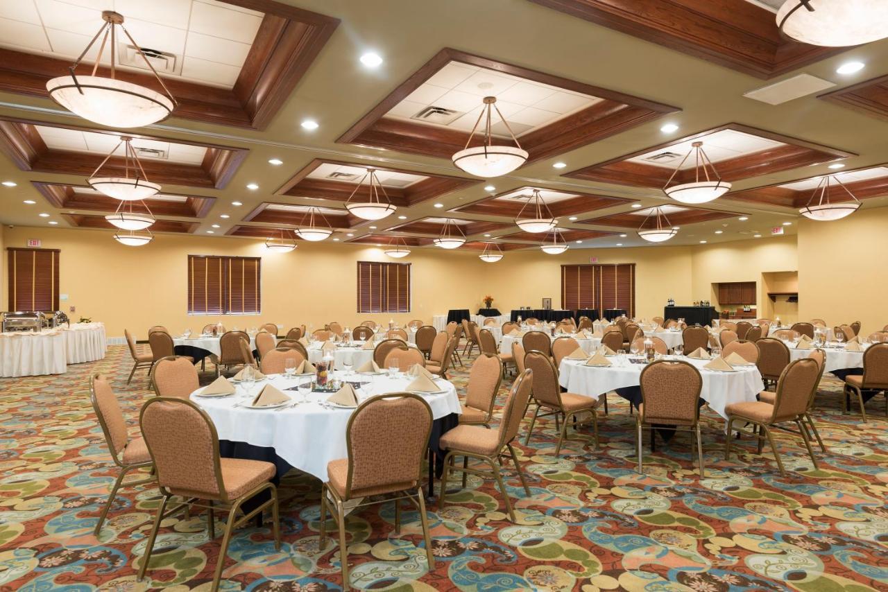 Holiday Inn Midland By Ihg Exteriér fotografie